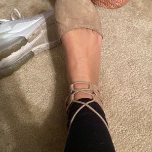 lace up flats